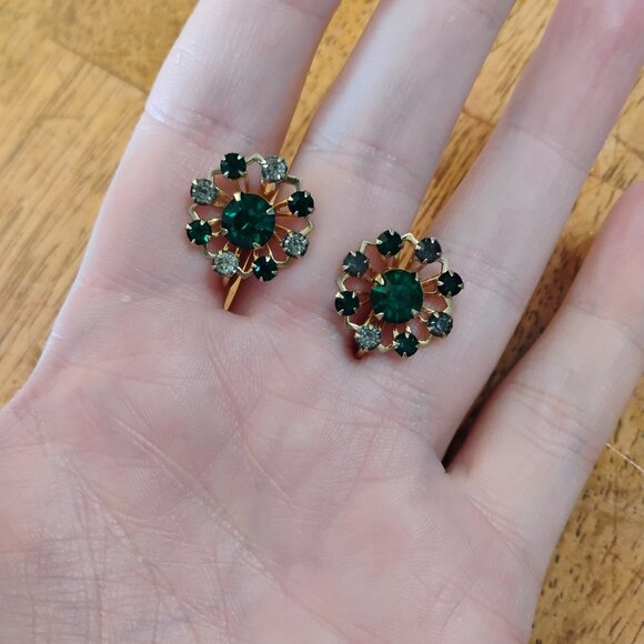 Vintage Coro screwback earrings - Picture 1 of 3